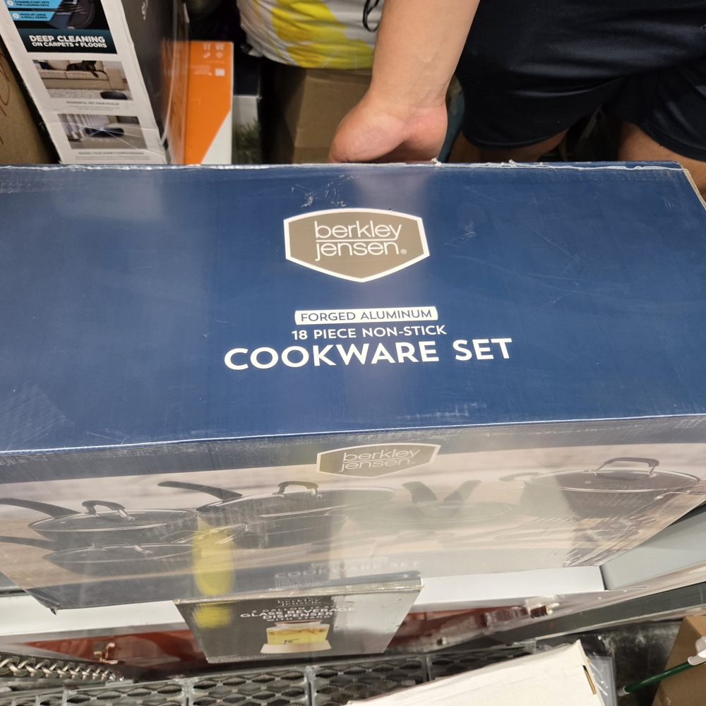 Blue Kitchen Cookware Essentials - Picture 2 of 4